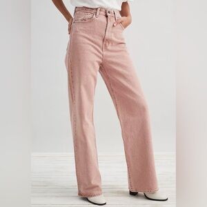 Levi's Straight-Leg Jeans in Dusty Pink